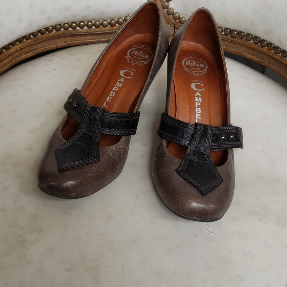 Jeffrey Campbell kitten heel